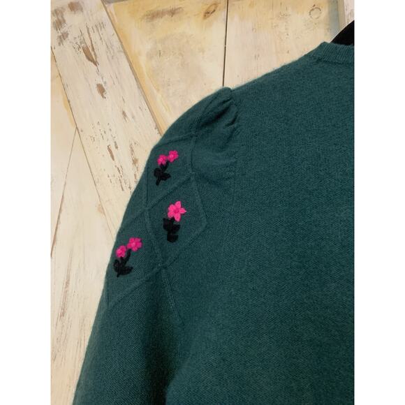 Aqua Cashmere 100% Green Sweater Pink Embroidered Flower Design Women's Size XS - Picture 12 of 15